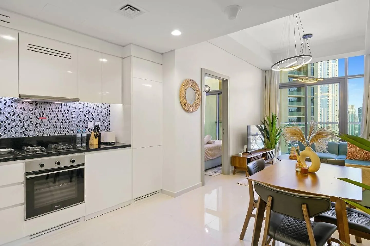 Apartment High-Floor 2Br In Aykon City Spacious, Good View Dubai